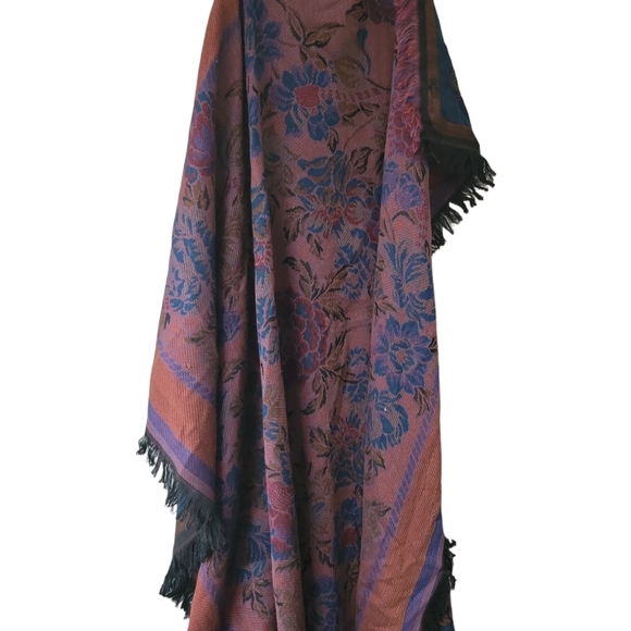 Japan made wraps/scraf - Picture 2 of 3